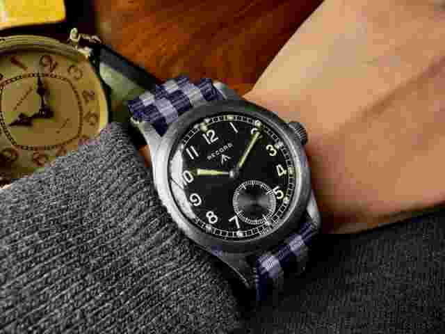 Record W.W.W. Military British Army Issued “Dirty Dozen” World War II c. 1940s