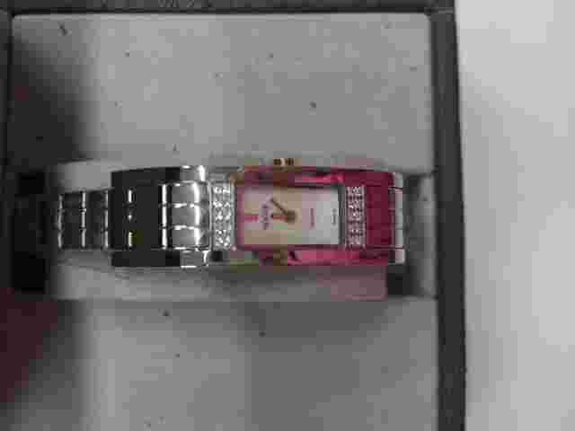 VINTAGE VOGUE LADIES SWISS QUARTZ 2020830511/9145.0 WRIST WATCH STAINLESS STEEL
