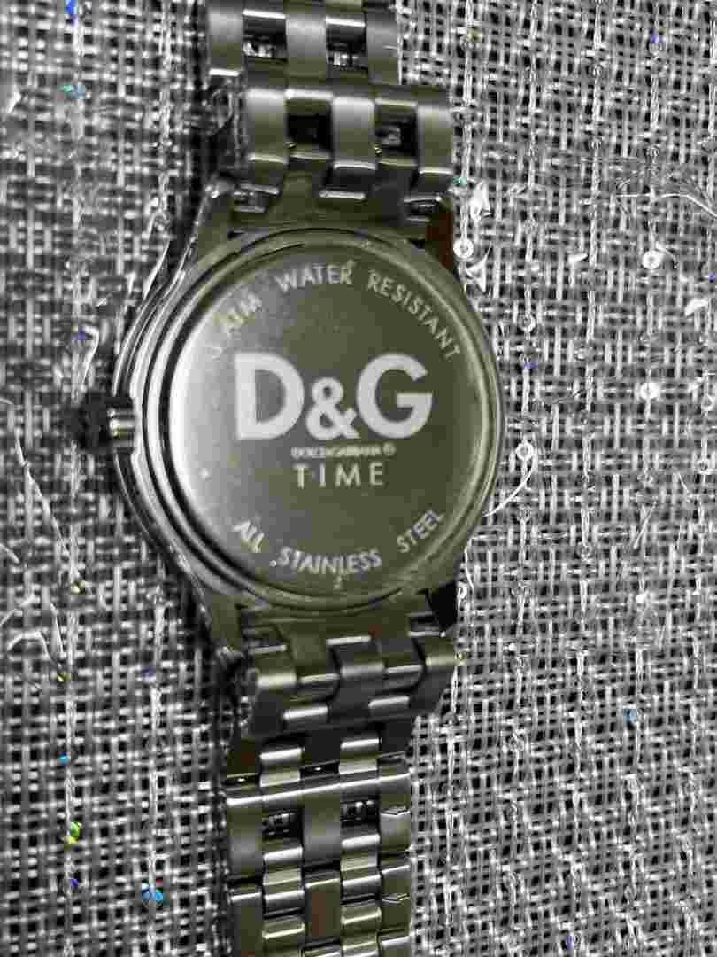 BRAND NEW AND UNUSED DOLCE &GABBANA RHINESTONE WATCH