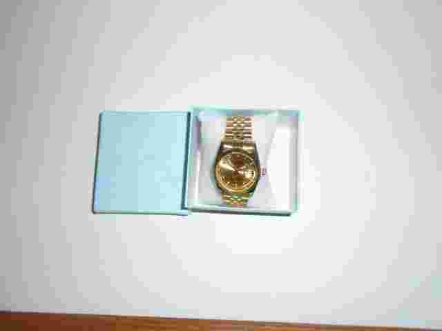 Fngeen Gold Wristwatch New