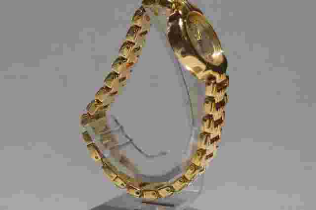 Nice - Black Hills Gold Quartz Watch - 12k Gold Leaves - MIYOTA Japan Movement