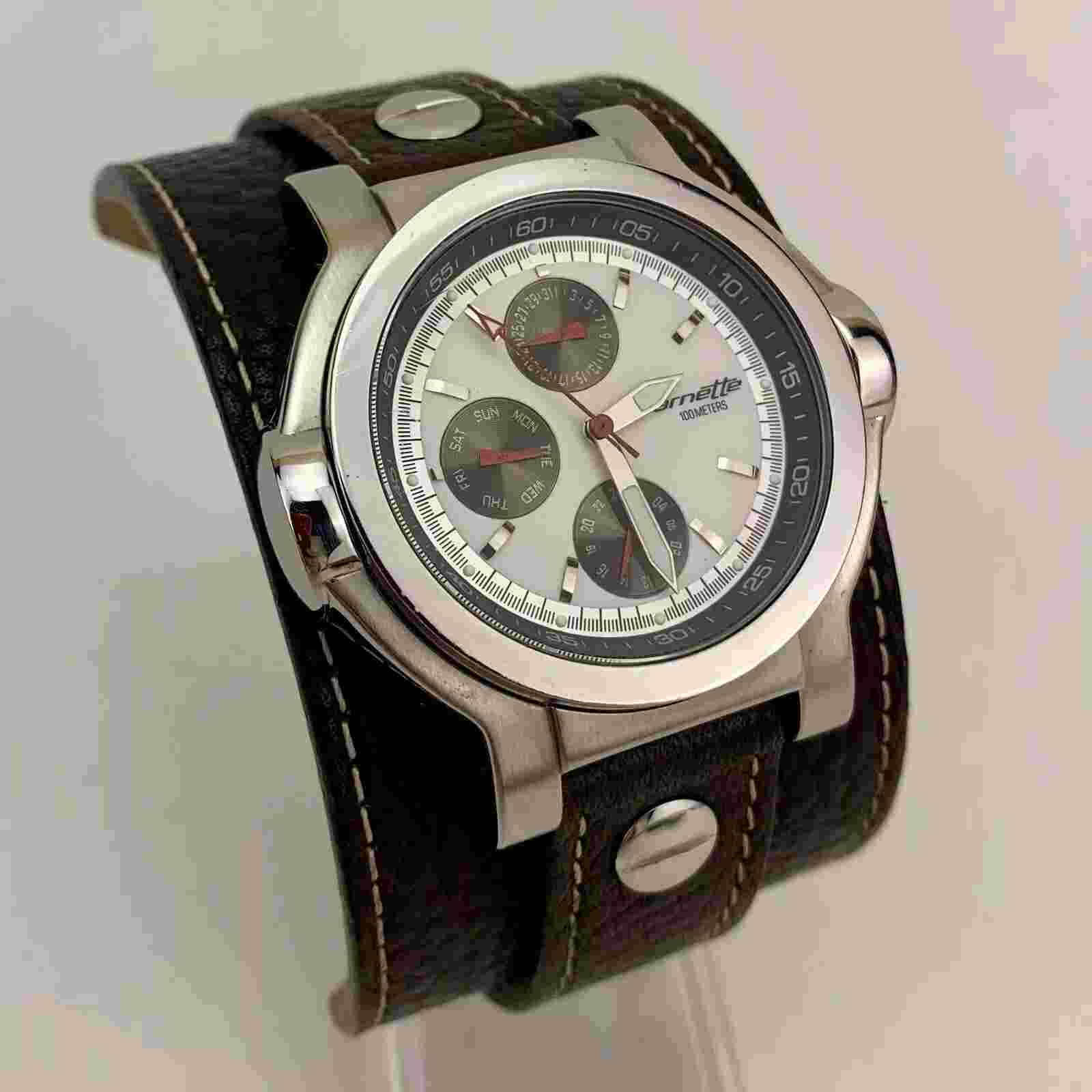 VTG Arnette Mens Watch 24H Sub Dial Stainless Bund Strap Stainless New Batt