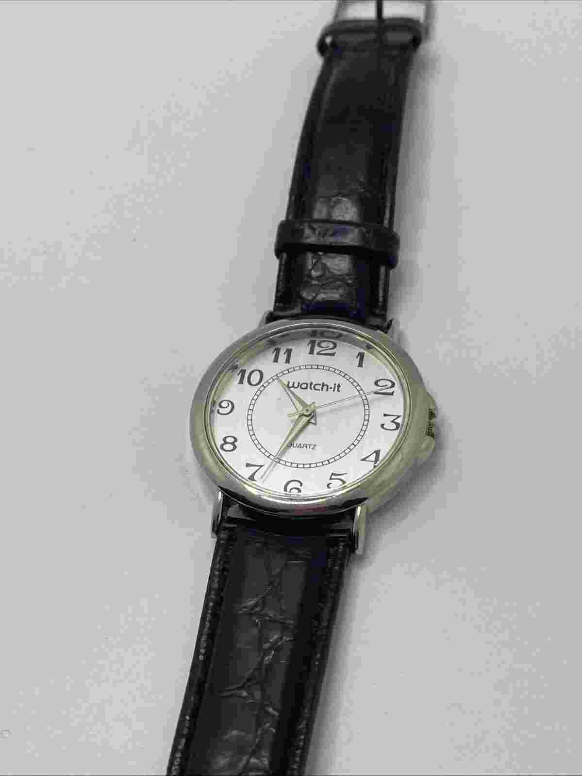 Watch It Ladies Fashion Watch Silver Black Leather New Battery!