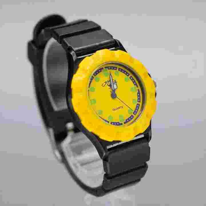 B442 CAMEL Yellow Men's Casual Vintage Watch from JAPAN