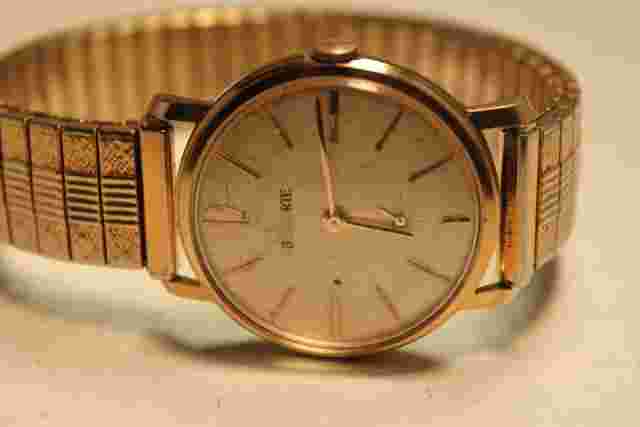 VINTAGE BELFORTE  17 JEWELS MEN'S WRIST WATCH RUNING