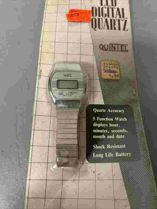 NOS Vtg Quintel Digital Watch Men Silver Tone Square DStretch