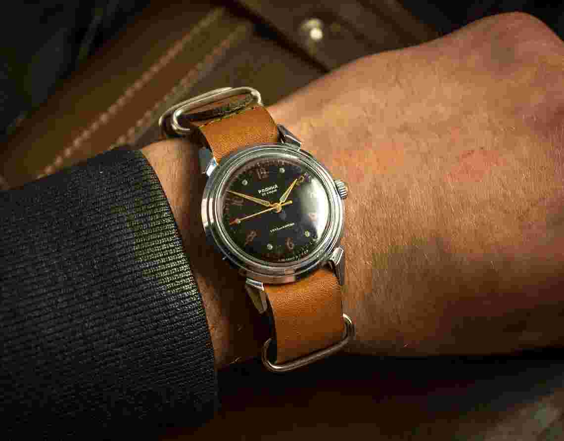 Soviet watch, Rodina original vintage Automatic watch 1950s, made in USSR 1 MChZ