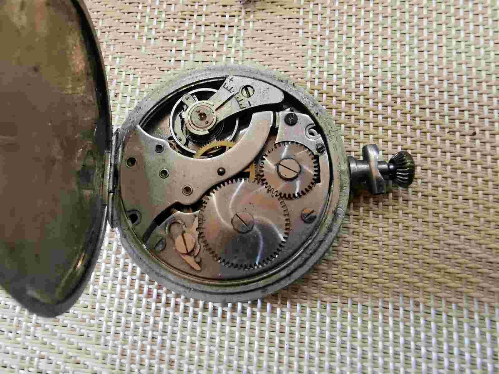 VINATGE SWISS POCKET WATCH CHRONOMETRE PHENIX