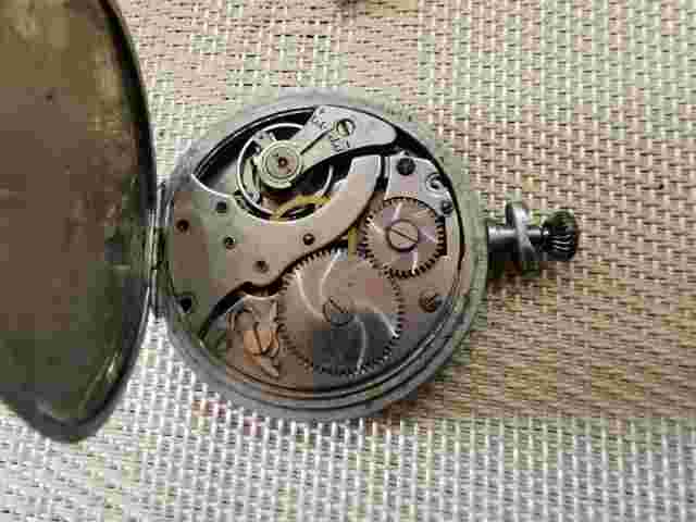 VINATGE SWISS POCKET WATCH CHRONOMETRE PHENIX