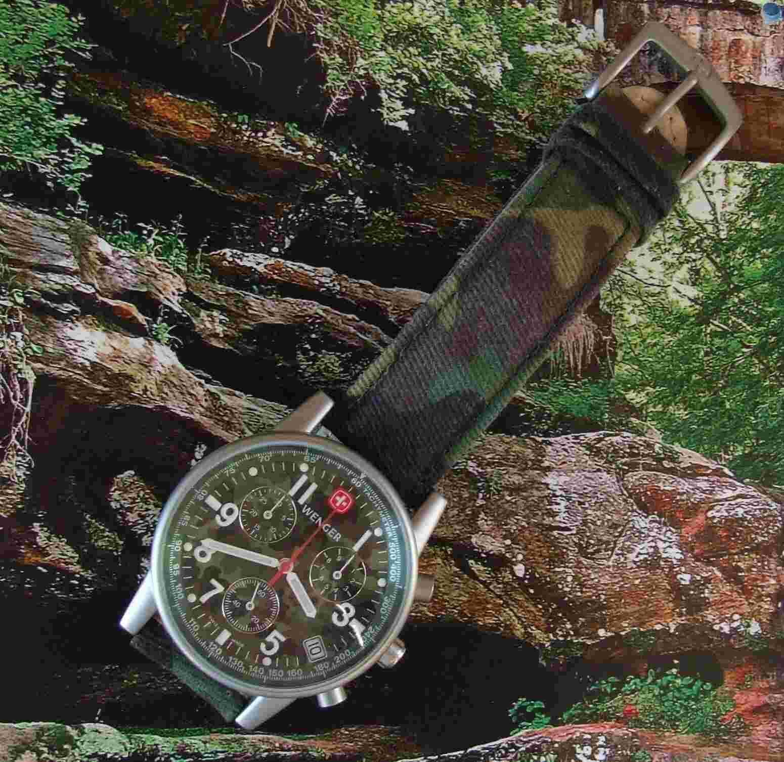 NOS Men WENGER Swiss Army SAK Design COMMANDO CHRONOGRAPH~Rare CAMO Dial & Strap