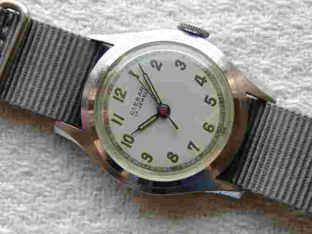 MEN'S WWII PERIOD vintage CLEBAR good condition MILITARY STYLE WRISTWATCH