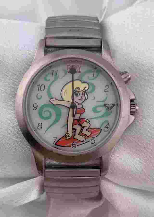 Vintage 90’s Roxy Quicksilver Surfer Girl Animated Arms Lume Dial Watch Chic