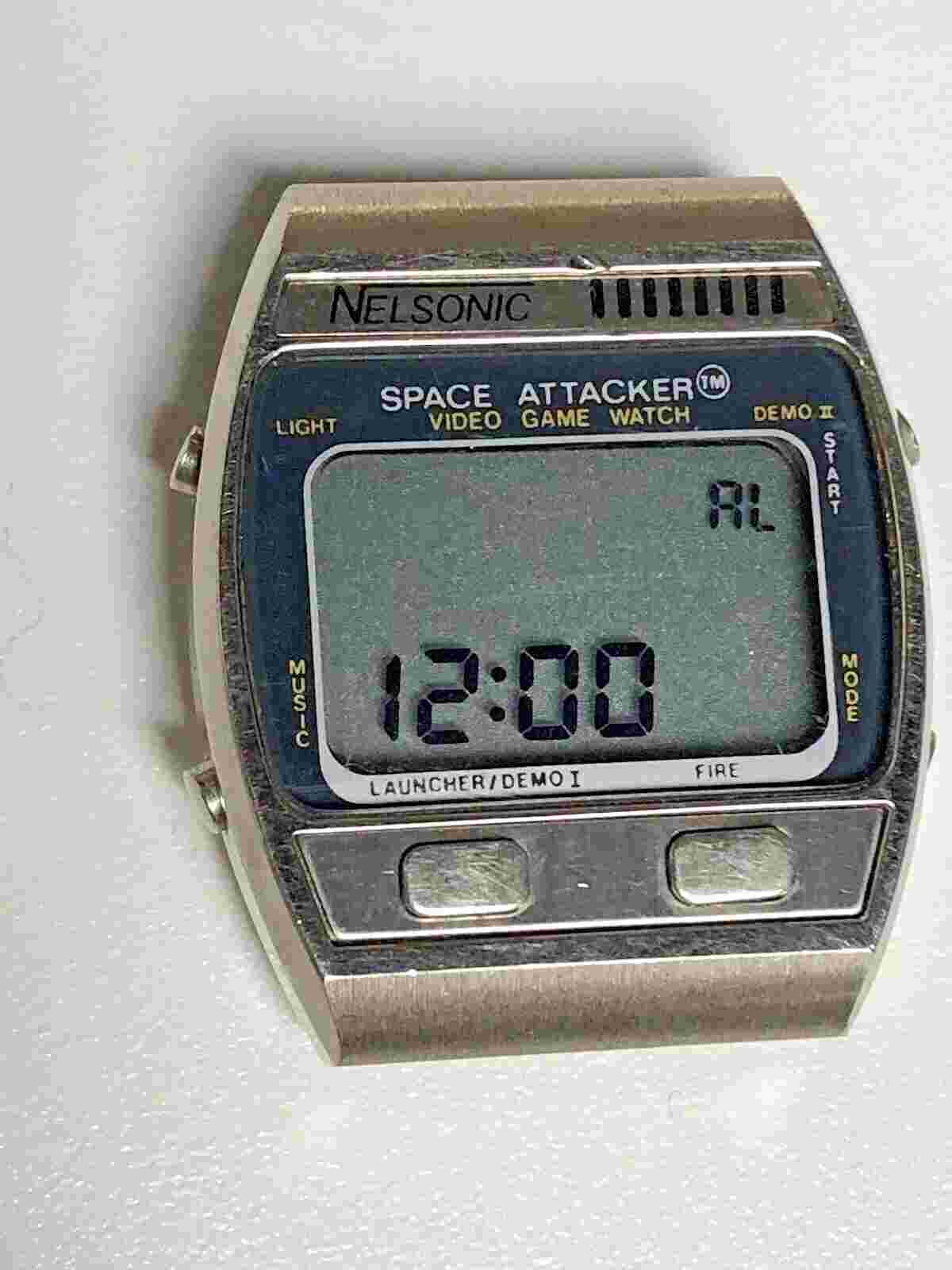 Nelsonic Space Attacker Video Game Watch, Working!