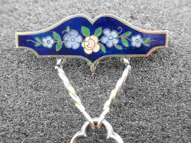 VINTAGE 0 SIZE SEELAND STERLING AND ENAMEL HUNTING CASE BROOCH  WATCH