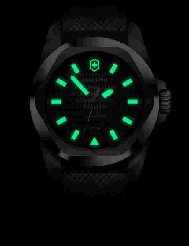 Victorinox 242018.1 Mens Watch I.N.O.X. Automatic 41mm 20ATM