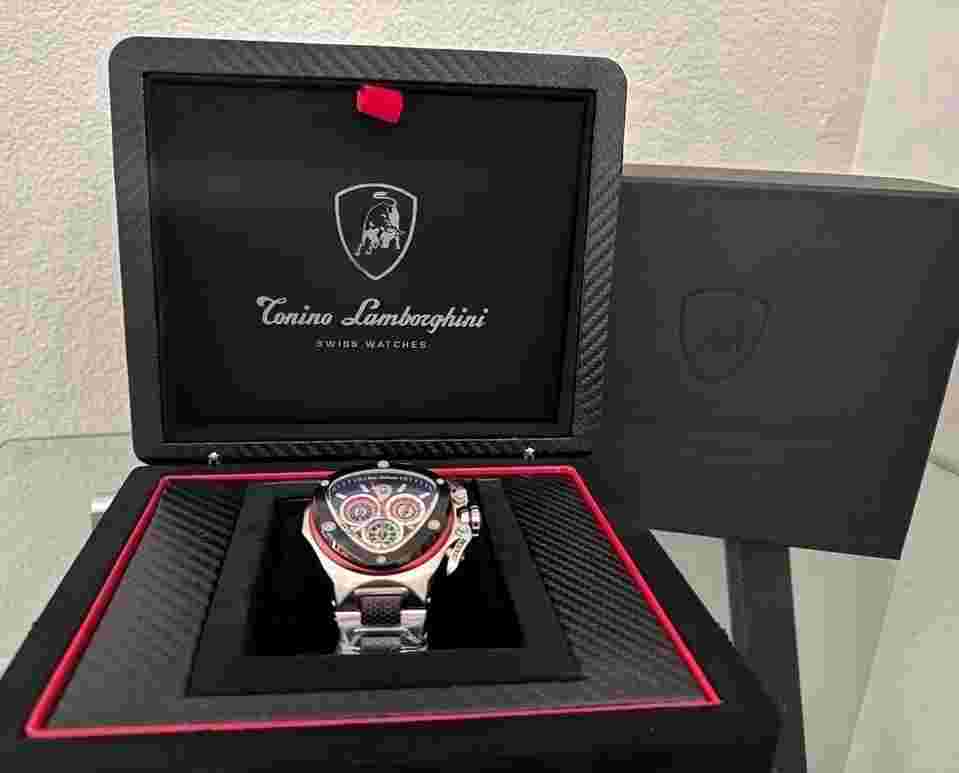 Tonino Lamborghini SpyderChronograph Quartz  3101 Genuine