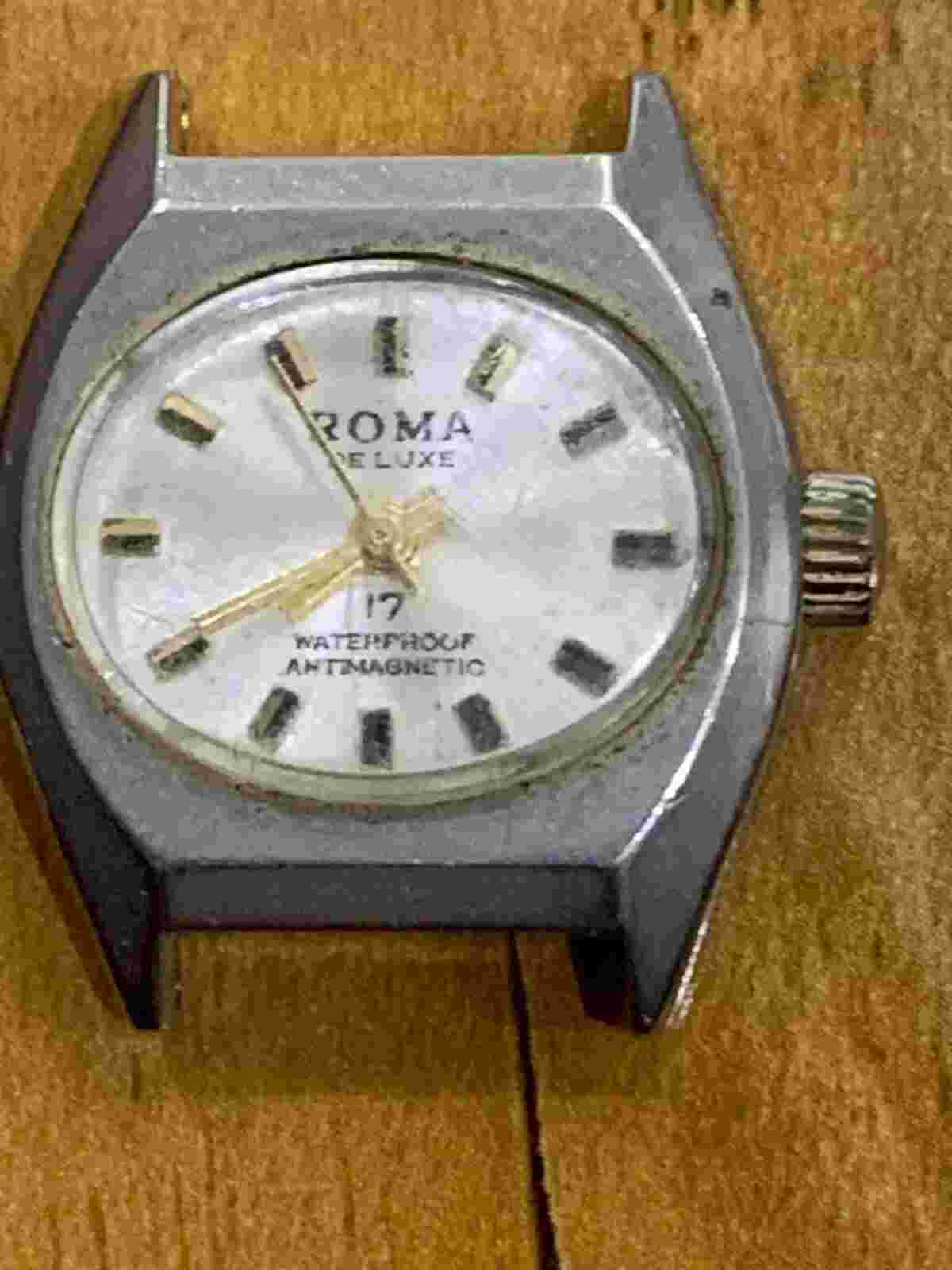 Vintage Swiss Made Roma Deluxe 17 Mechanical Ladies Watch Head - Not Working