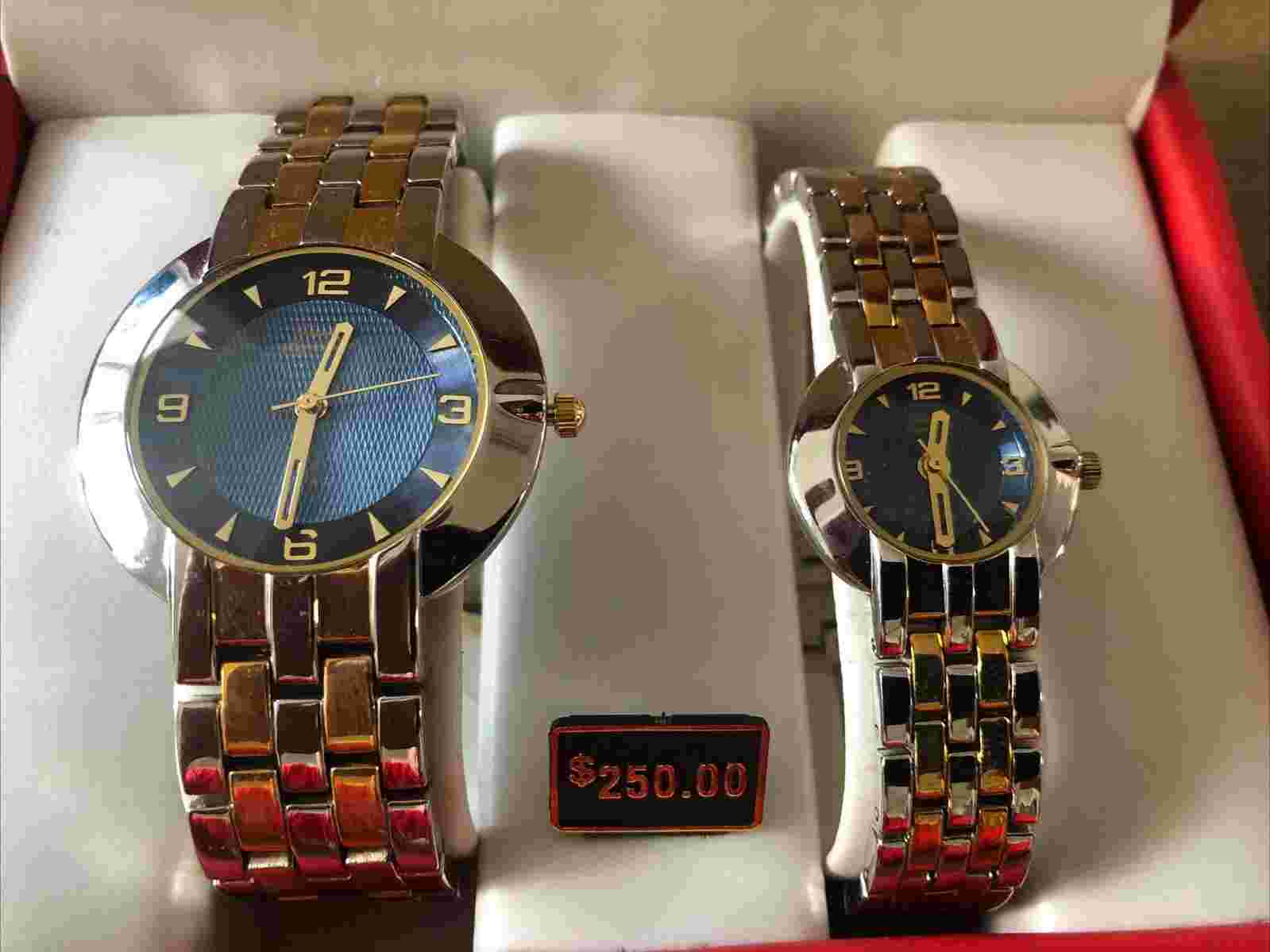 Charles Raymond His And Hers  Quartz Watch Gift Set (inspire The Next) Col