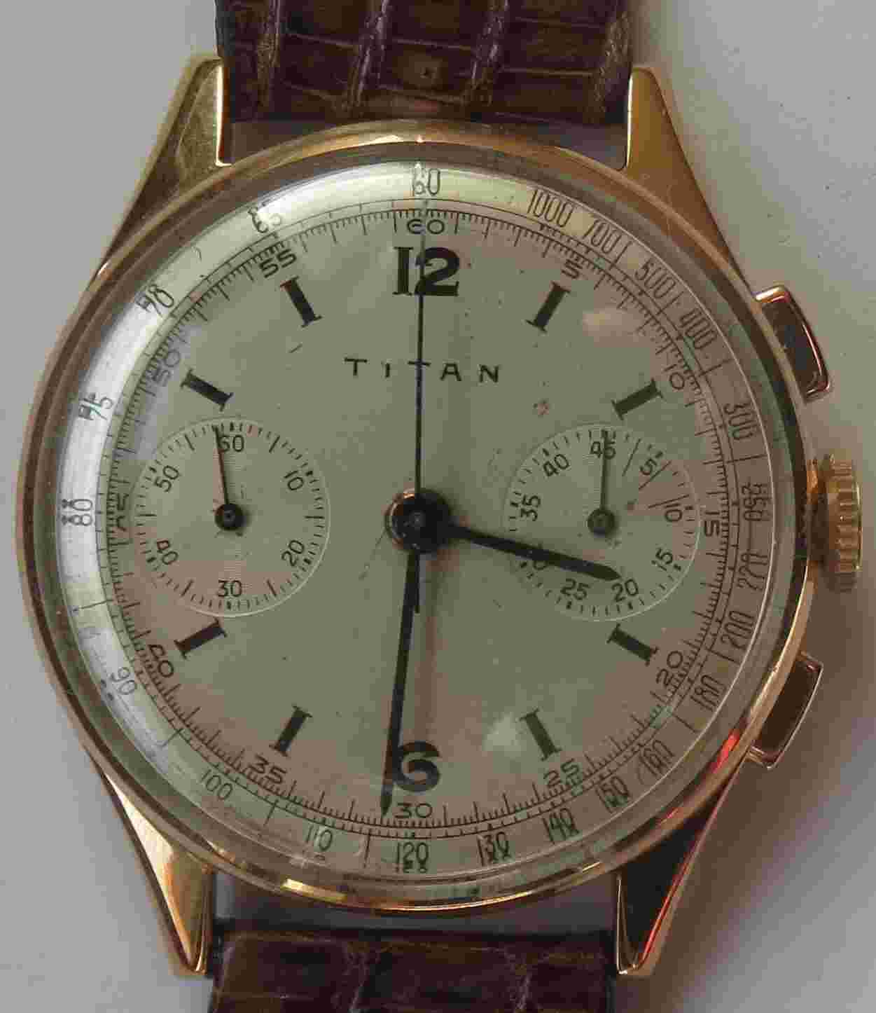 Titan chronograph mens wristwatch gold plated case original dial cal. Venus 175