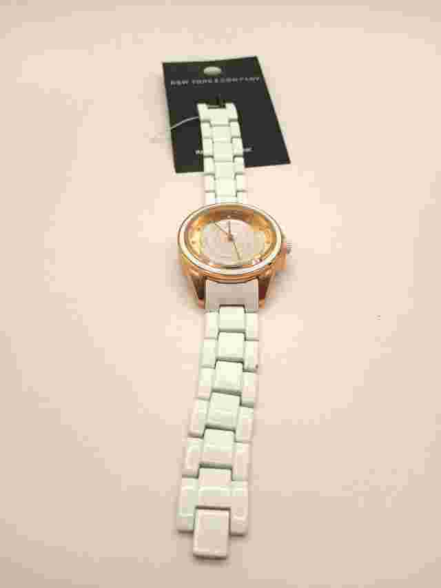 New with Tags NY & Co. Womens White Enamel Link Watch with Rose Gold Face