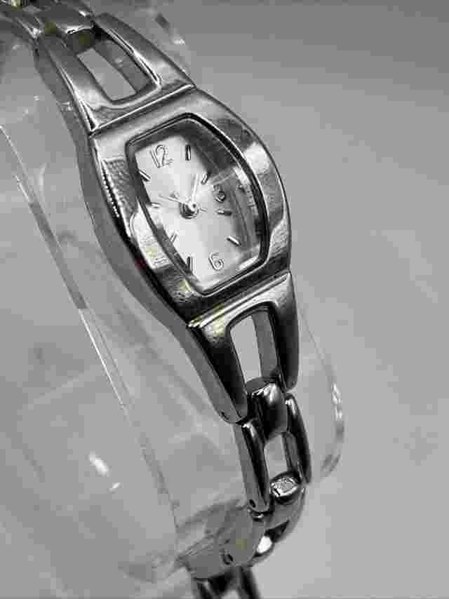 Merona Women's Quartz Watch Silver Tone Bracelet Band 20mm Case- New Battery