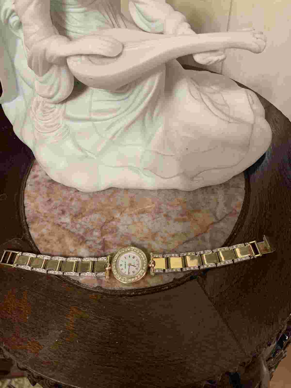Geneve 14k Solid Gold Ladies Watch
