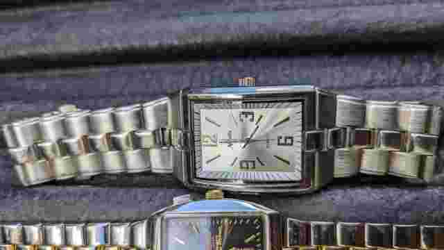 Quartz Watch Lot Elini New Yorker Versales Mondu Novelle Band Parts Untested