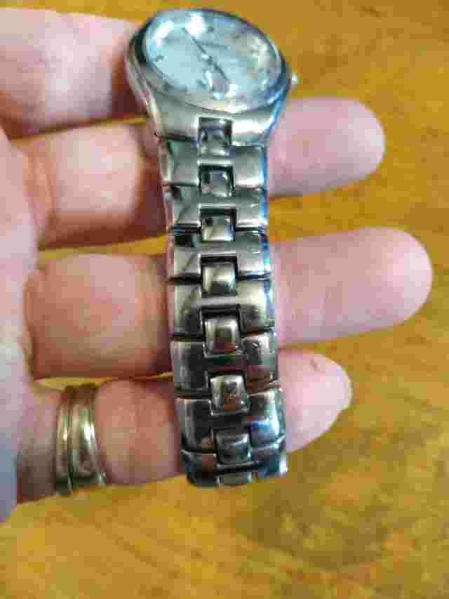 Vintage Rosra Men's Watch, Running w/new Battery D
