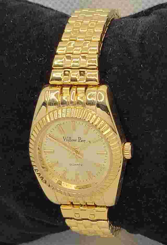 Ladies Willow Bay Round Fluted Gold Tone Dial Expansion Bracelet Analog Watch K7