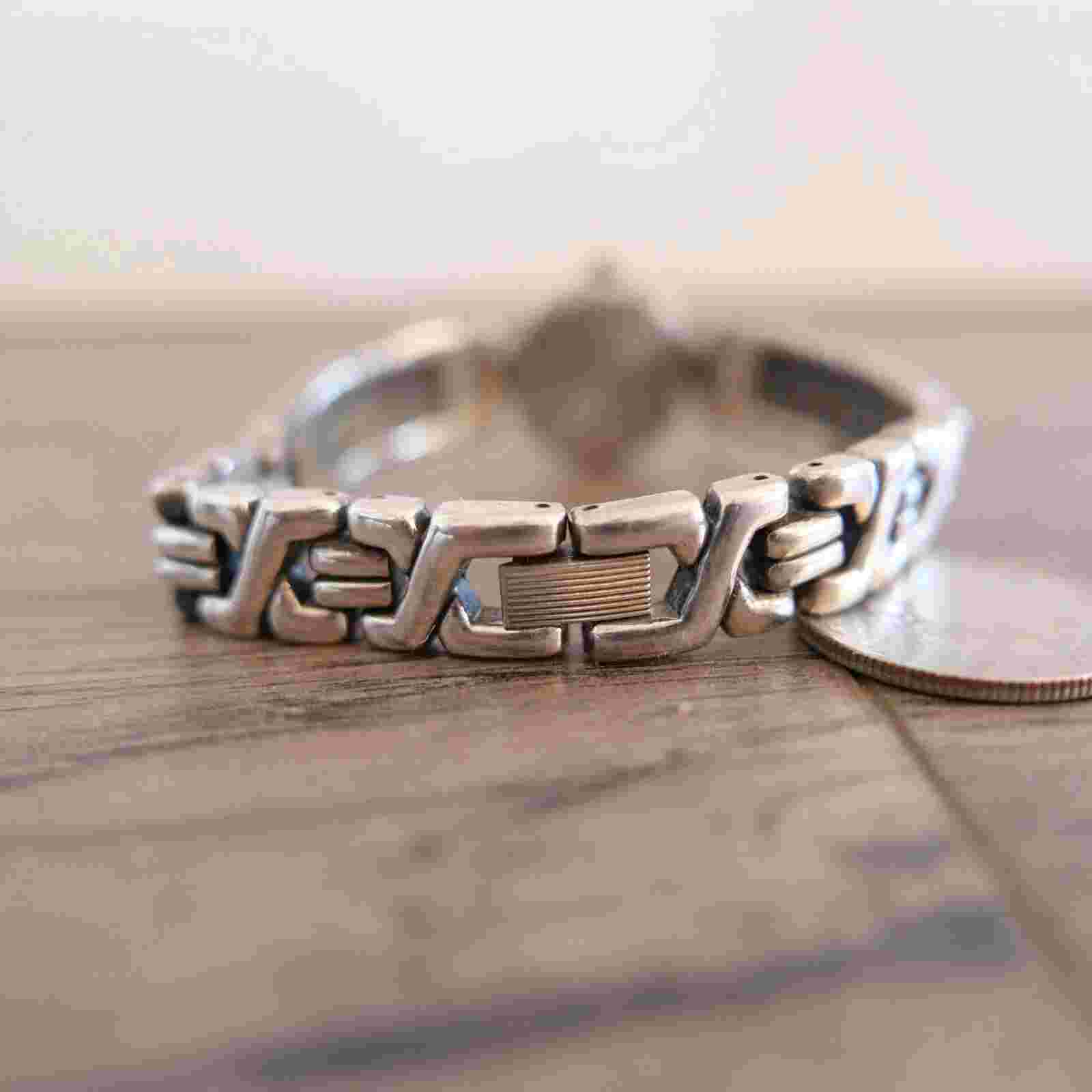 Spirit Silver Tone Black Quartz Analog Women's Watch !!!