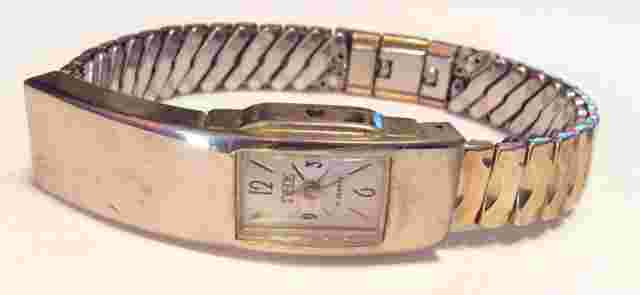 SWANK 17 Jewels Ladies Watch Wristwatch Missing winder