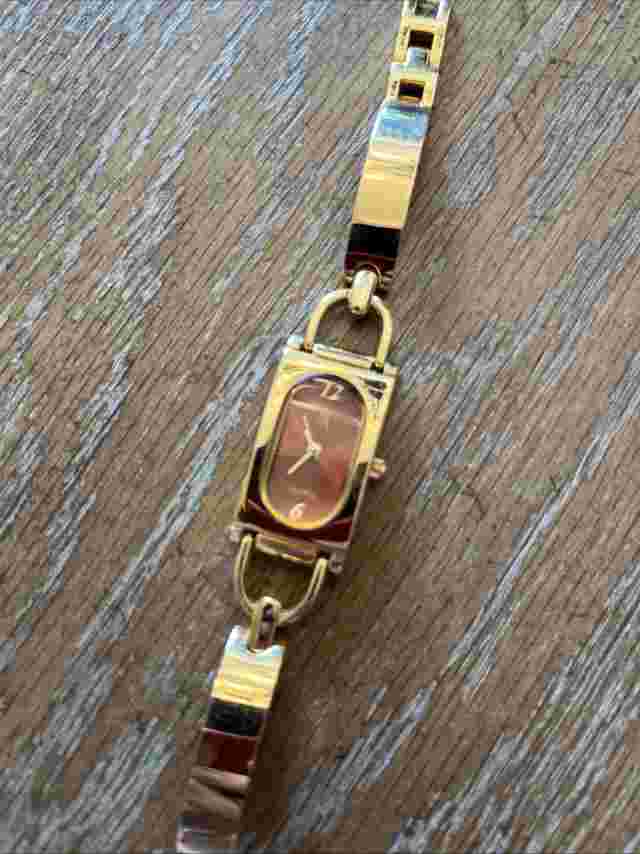 Vintage EA Etienne Aigner Equestrian Gold Tone Watch FSC 52408-1