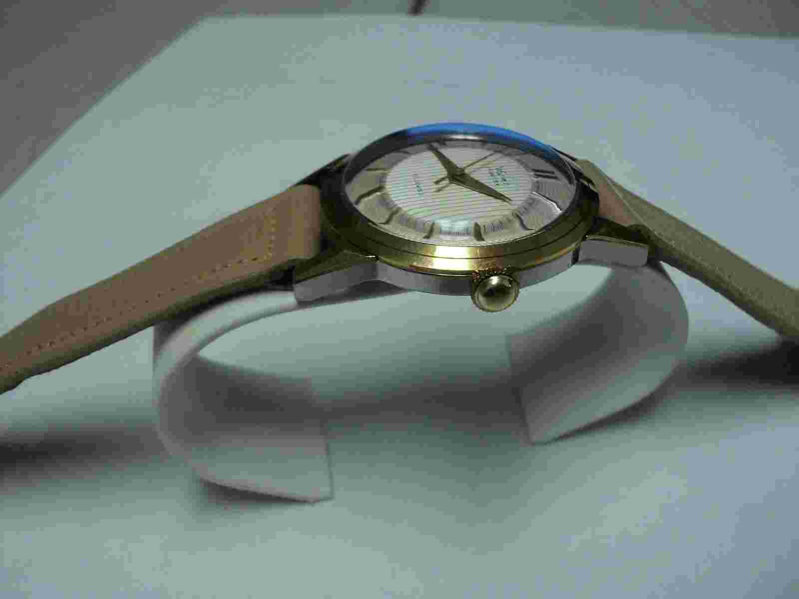 1942 Wyler Men's Wristwatch wrist watch  Gold and Stanless Steel