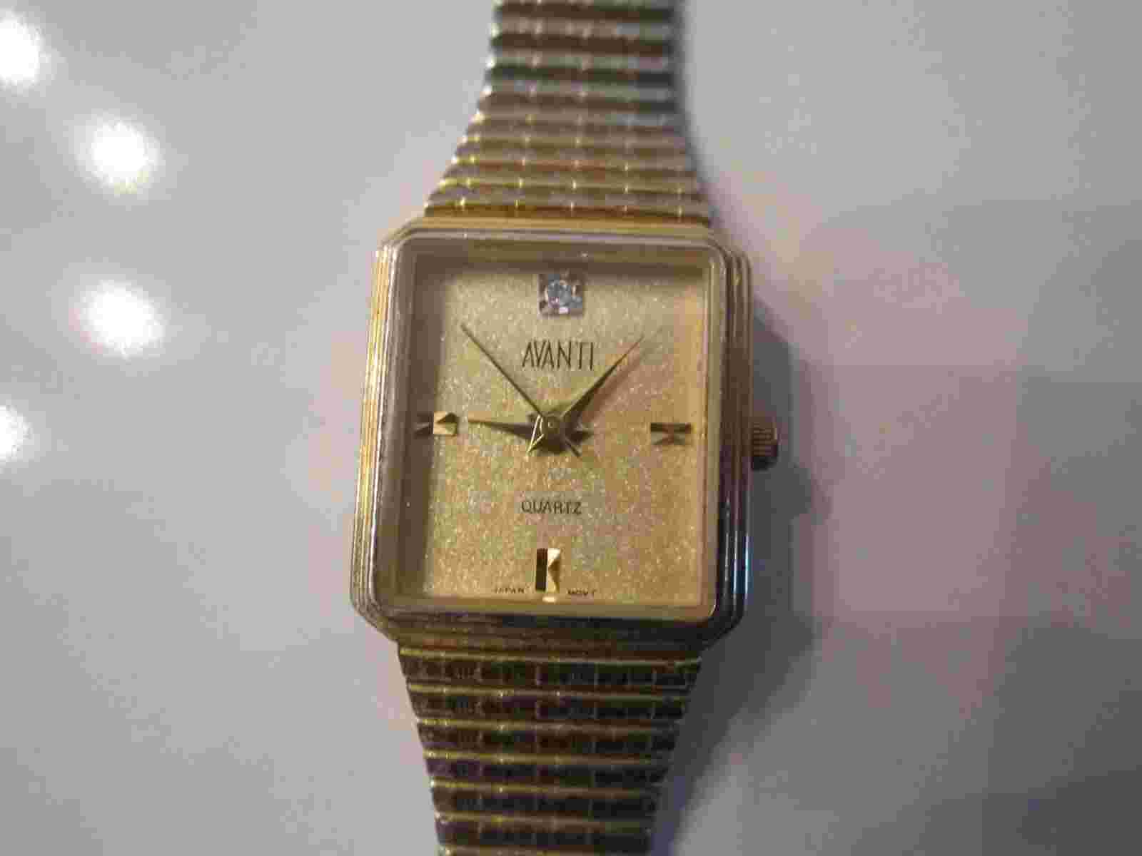 VINTAGE AVANTI TANK WATCH - QUARTZ MOVEMENT - TUB SC-6