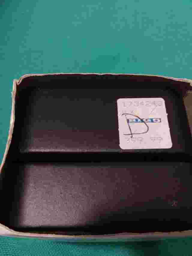 Wenger SAK Watch Chronograph 22 JEWEL Quartz Movement (for Parts )b2