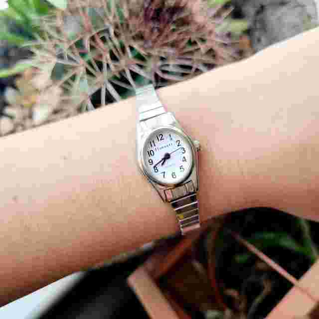 Elements Dainty Quartz Classic Silver Oval Womans Womens Stretch Watch