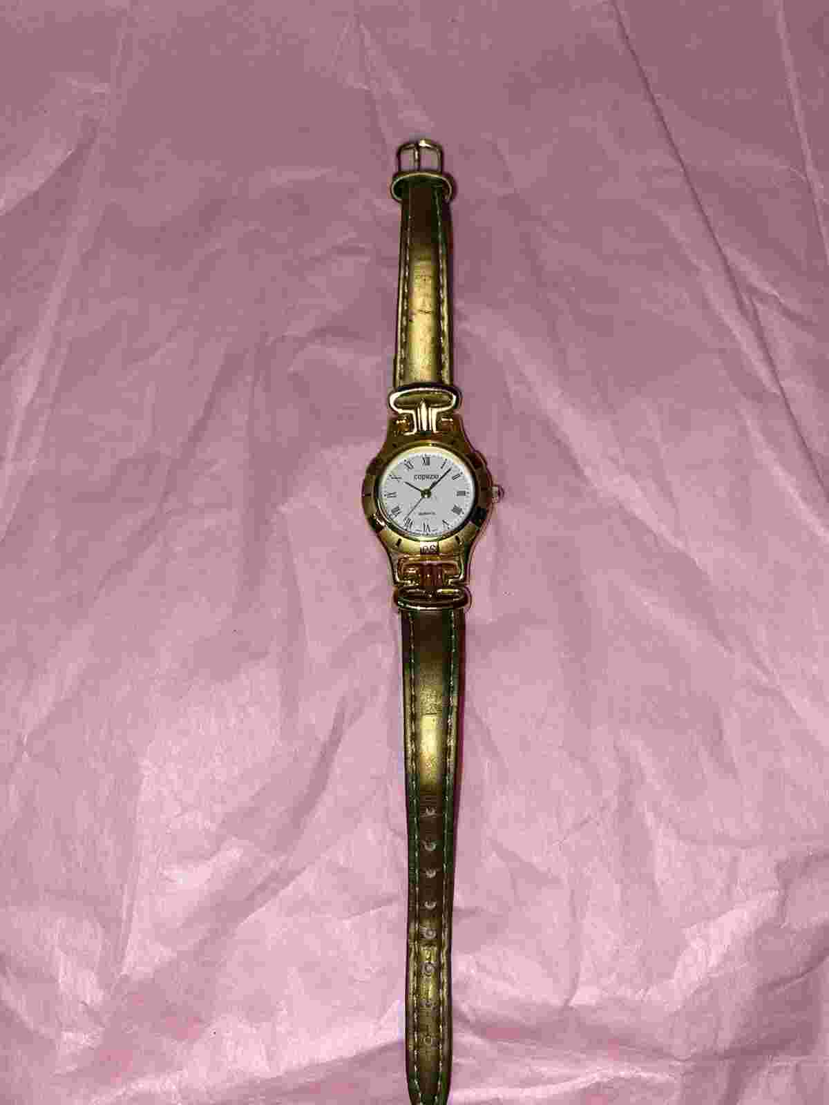 Capezio Watch Vintage  works well