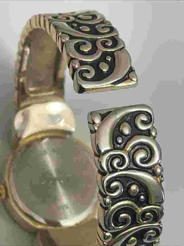 Cardini Gold Toned Quartz Ladies Cuff Band Watch Analog New Battery