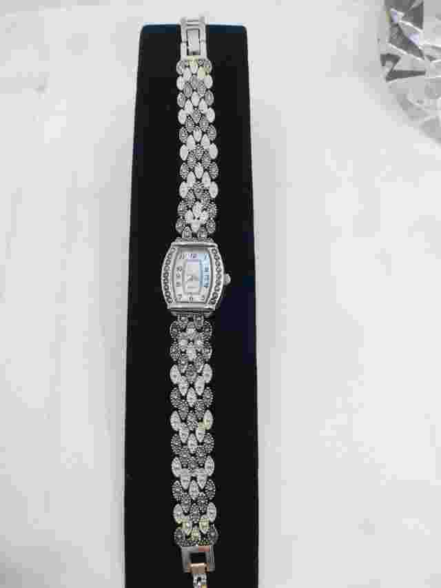 Vintage MZ Berger WS01 337 PC21 Silver Tone Ladies Rhinestone Watch NO BATTERY