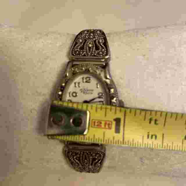 Victoria Rhein Silver Tone Quartz Watch New Battery Slim Stretch Band Art Deco