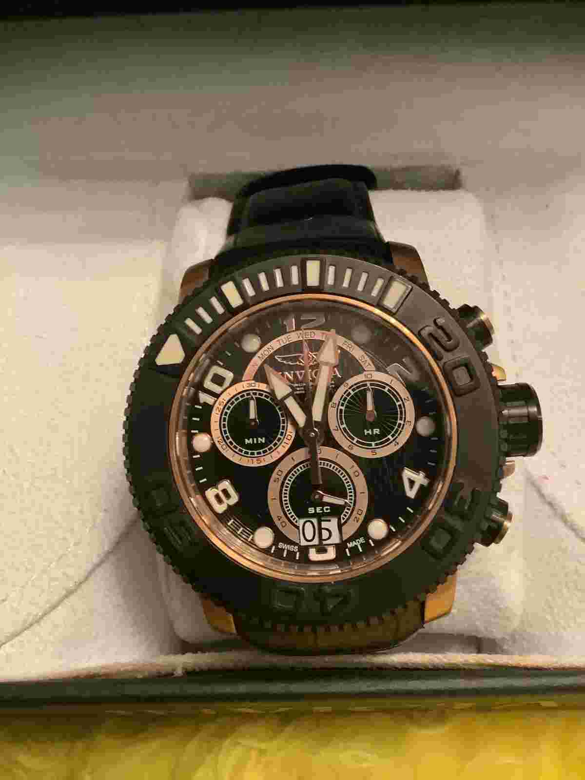 Invicta 11168 Sea Hunter pro diver chronograph Ronda Mastertech Strap Black