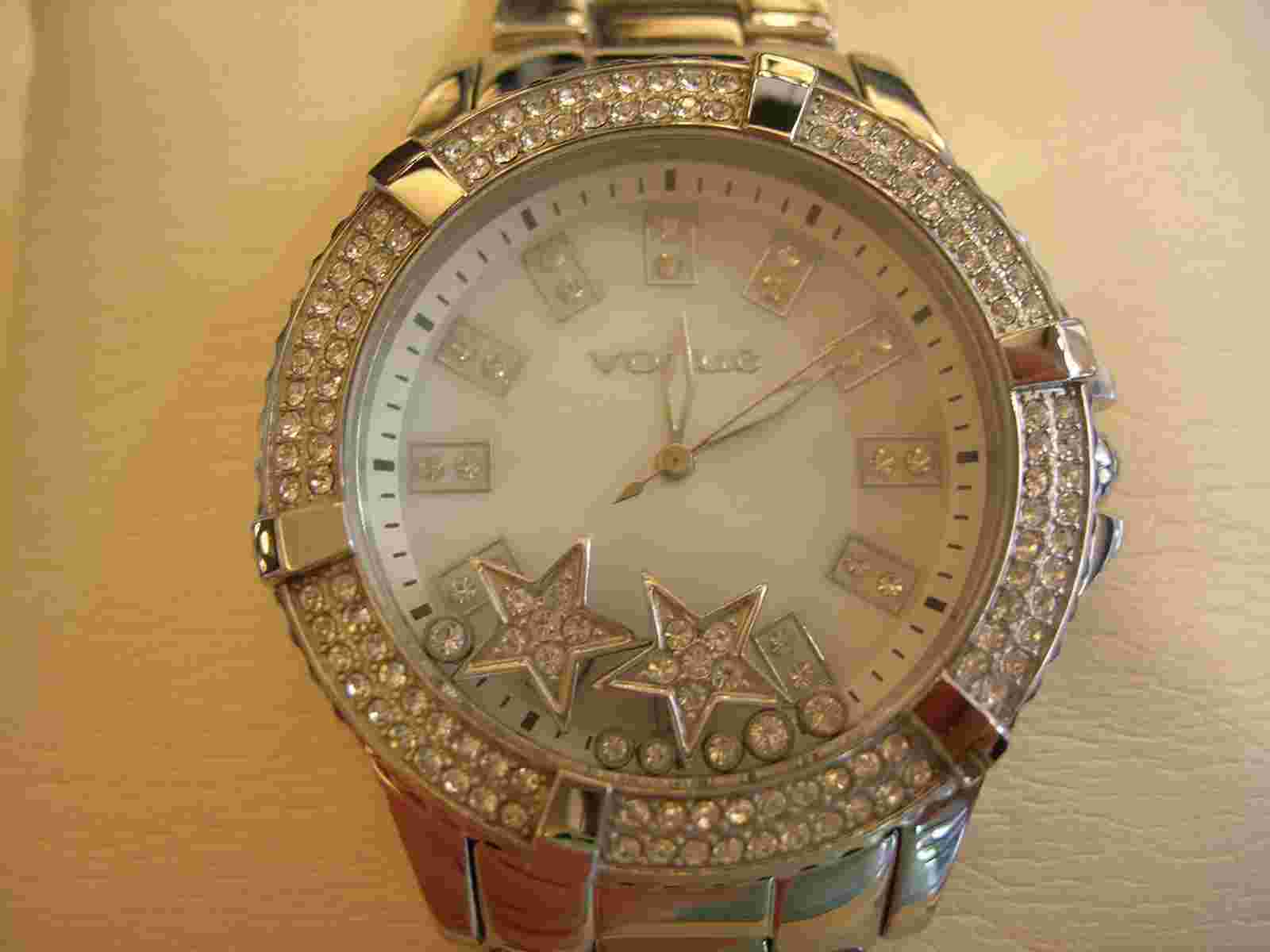 New Vogue Round Women Fashion Quartz Watch Stainless Steel "Happy Diamond" Style