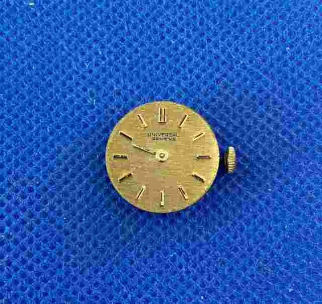 Original UNIVERSAL GENEVE 08 manual winding movement spares & dial (1/6957)