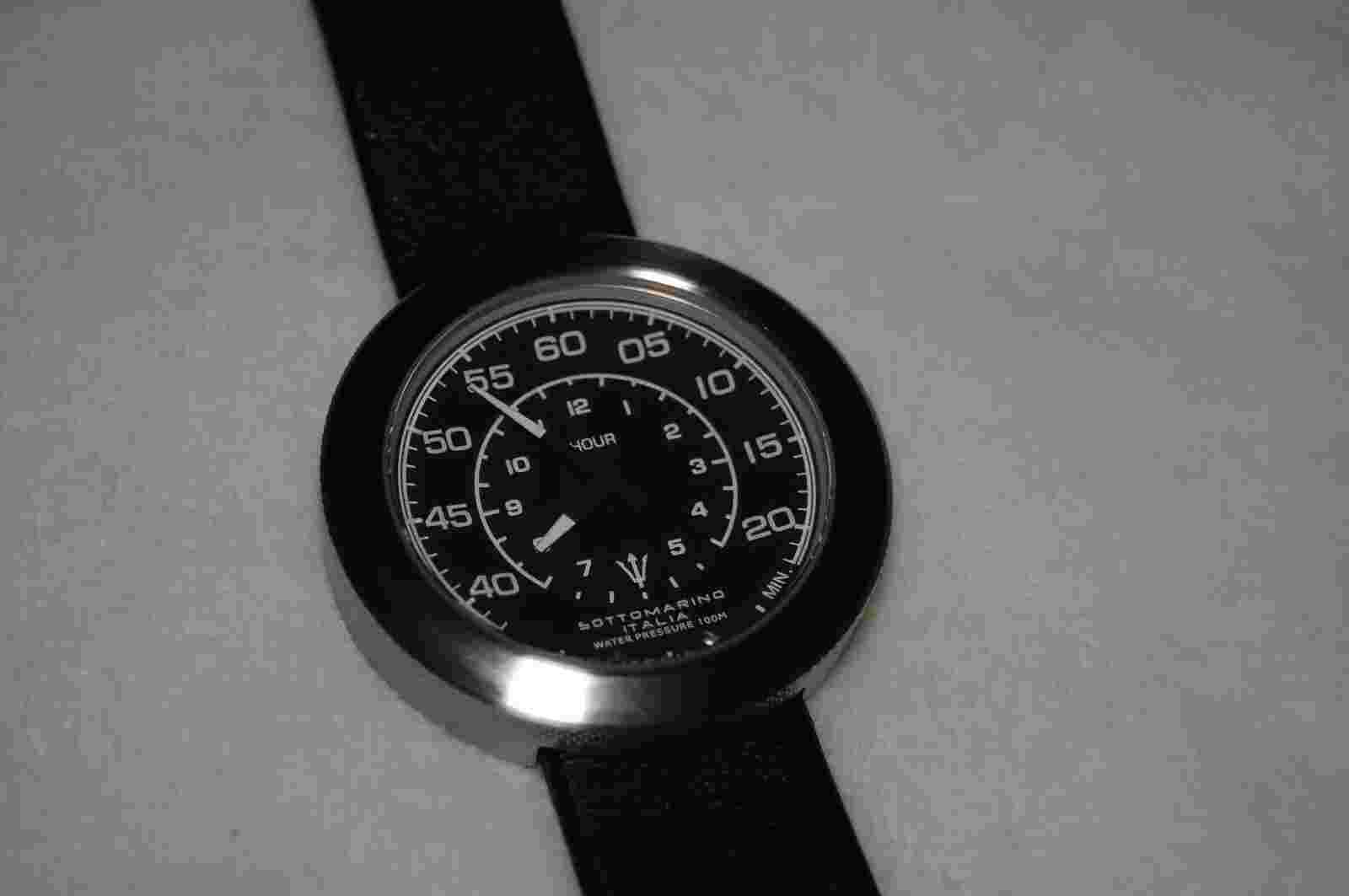 Rare Sottomarino Italia Strumento SM-50120A Pressure Gauge Dial Men's Dive Watch