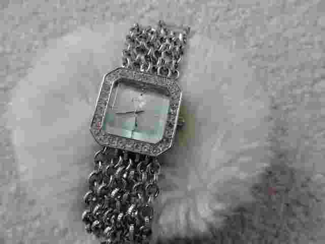 Pretty Ladies Candies Quartz Watch