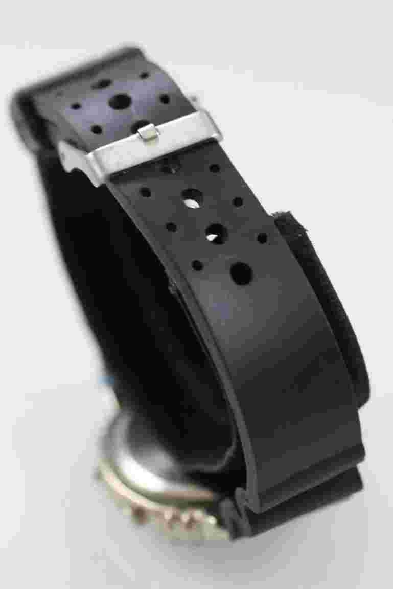 Wilson Men Watch Stainless Silver Steel 30m Black Rubber Alarm Date Chron Quartz