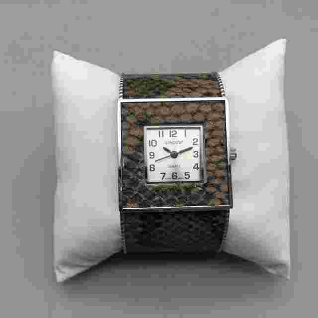 Chico's Watch Women 33mm Silver Tone Square Hinged Open Cuff Band New Battery
