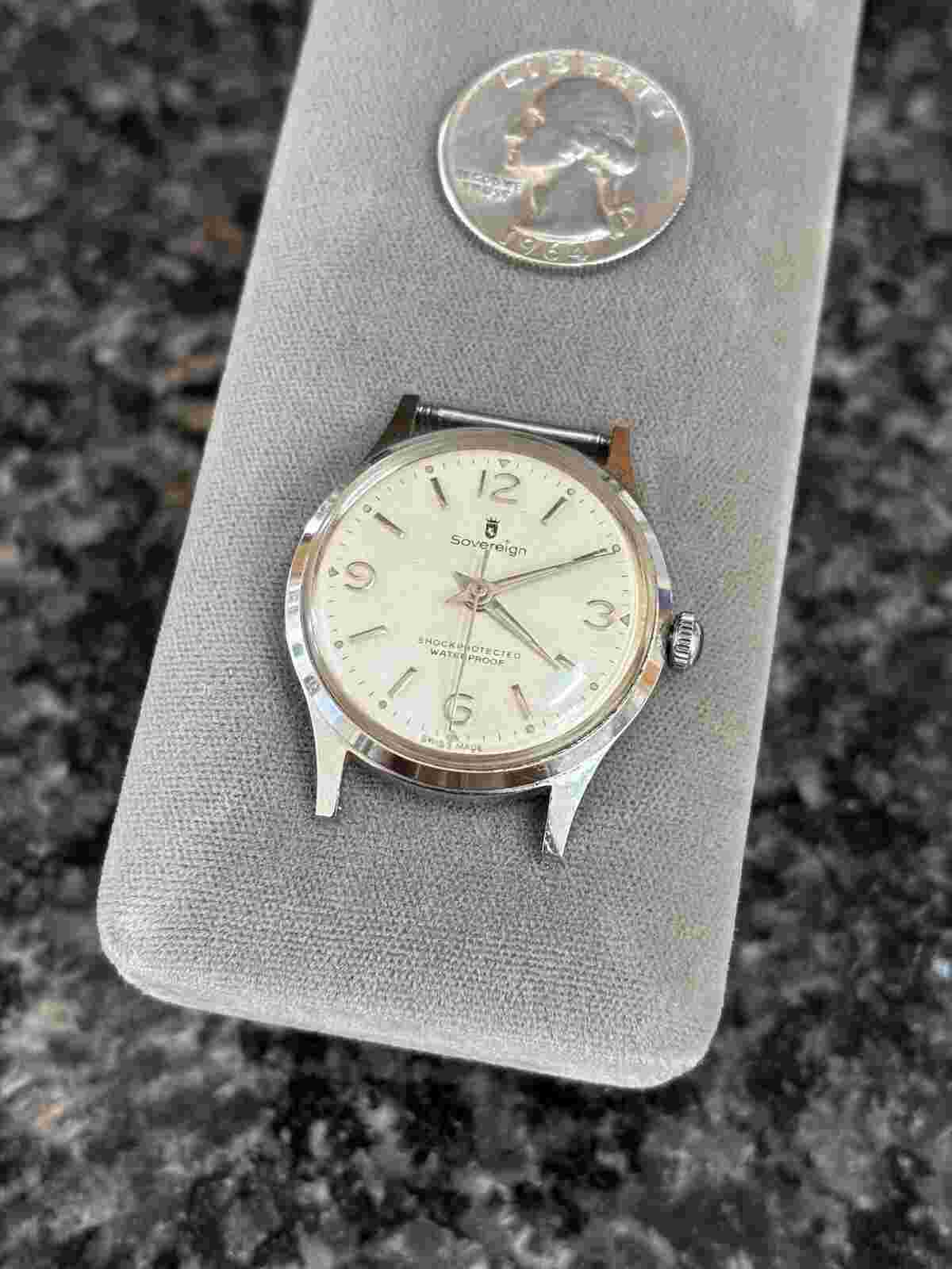 Vintage Sovereign Shock Protected Waterproof Stainless Steel Swiss Watch - Runs