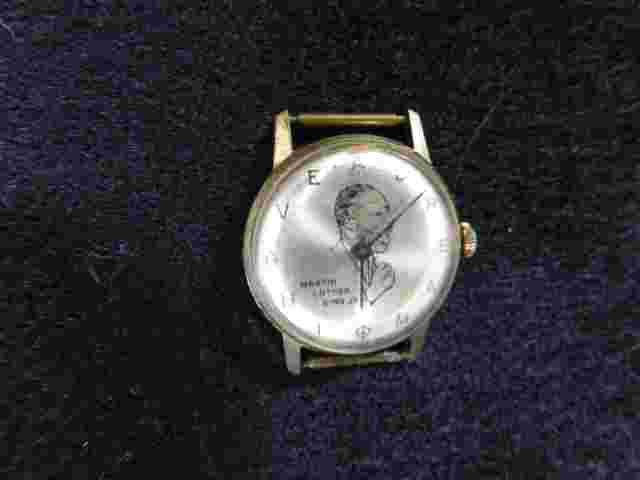 Vtg RARE Kent 17 jewel Martin Luther King wrist watch I have a dream & Portrait