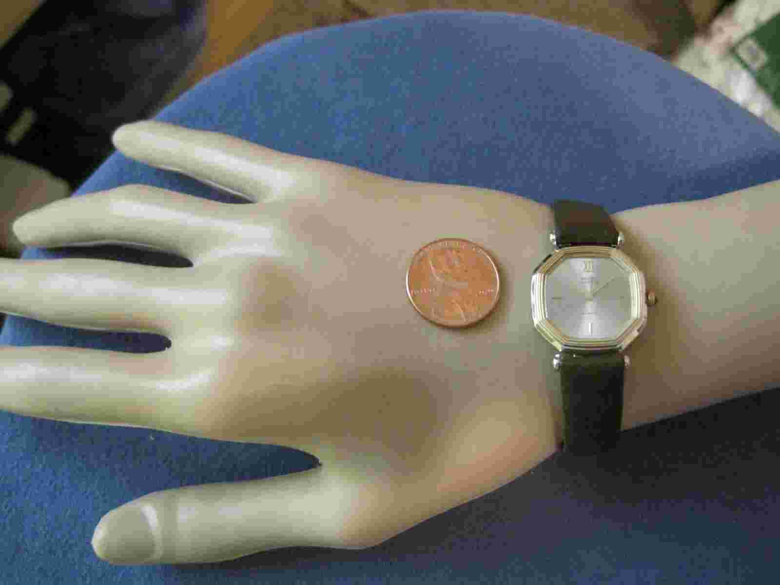 H401  ladys  gold plate and stainless steel  LASALLE quartz watch